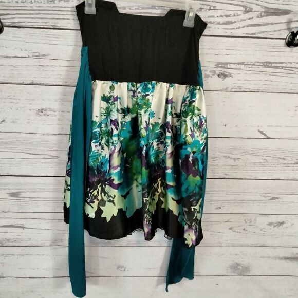 "Trixxi" woman's dress   - Picture 3 of 7